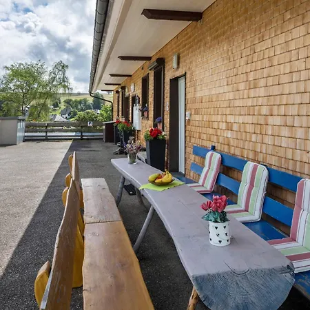 Sport Rees - Pia Apartment Hofsgrund