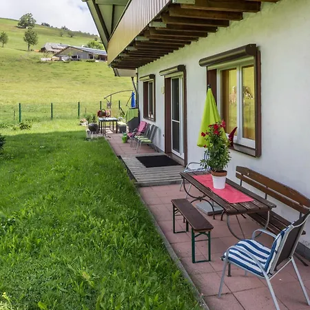 Apartment Sport Rees - Pia *