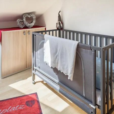 Sport Rees - Pia Apartment Hofsgrund